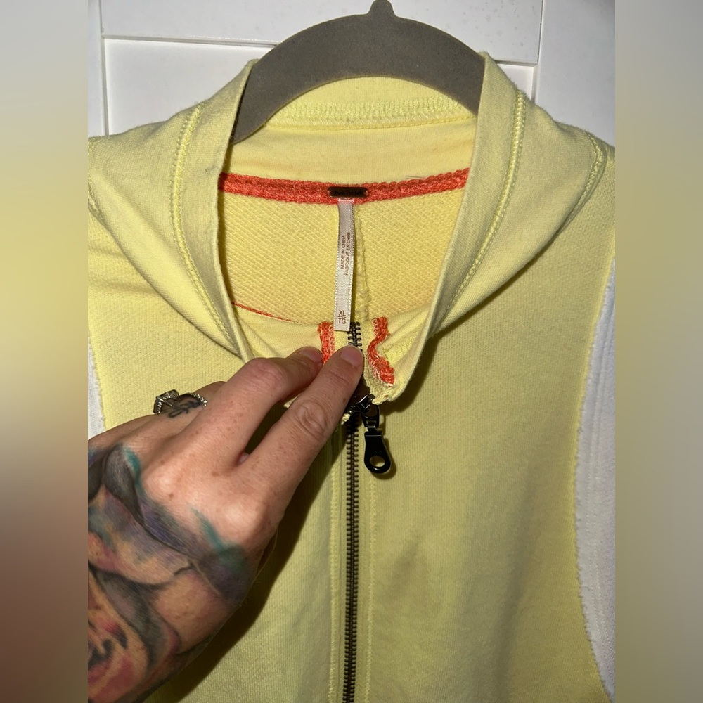 NWT Free People Relay Jacket In Yellow - Picture 6 of 9